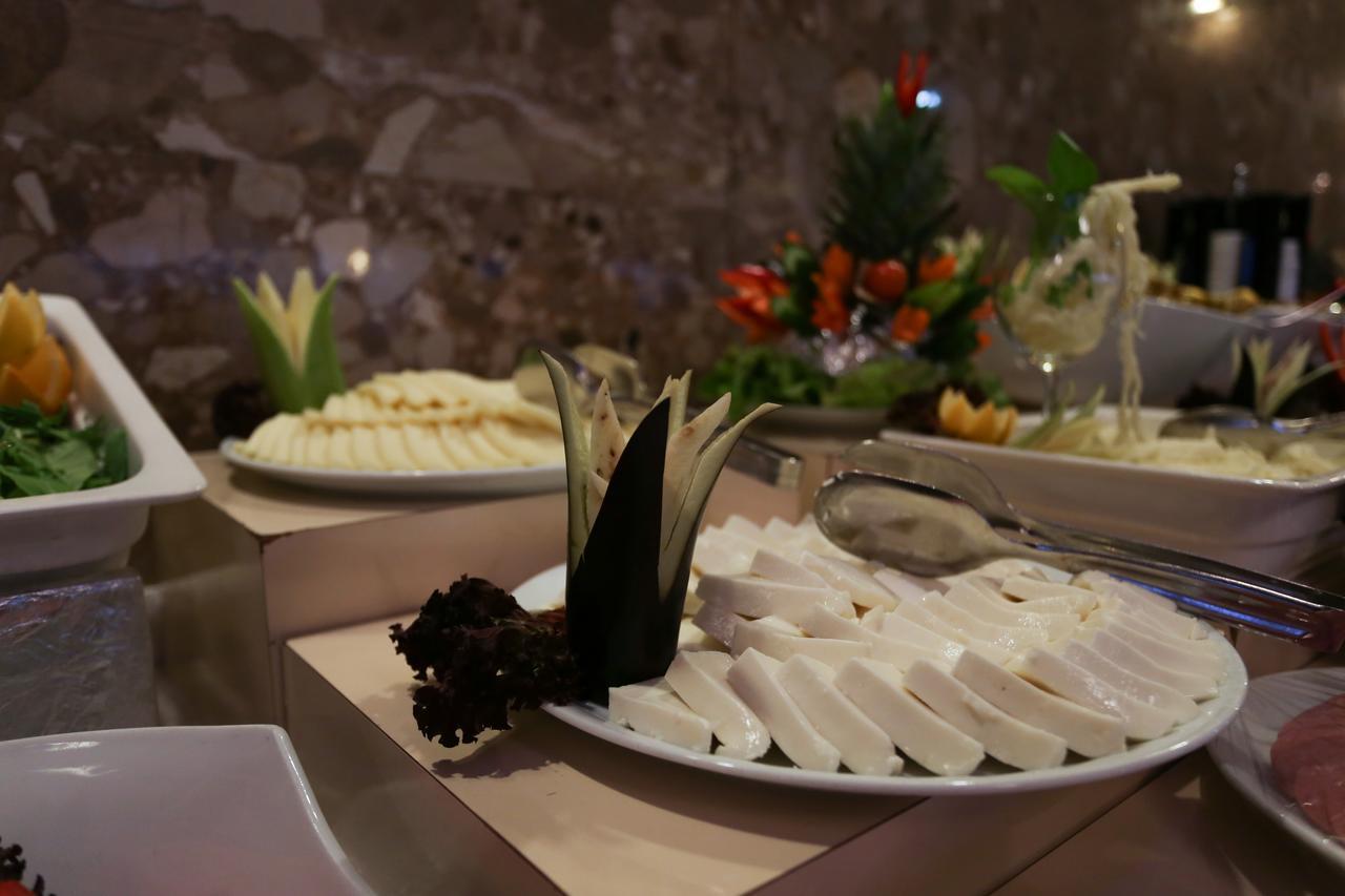 Sivas Bueyuek Hotel 외부 사진